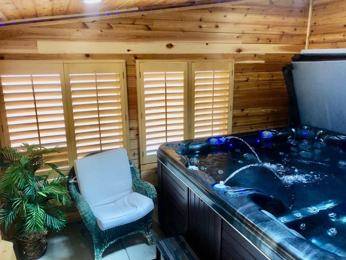 Blue Bear Den 3Br 2Ba Dtc Private Apt Hot Tub Екстериор снимка