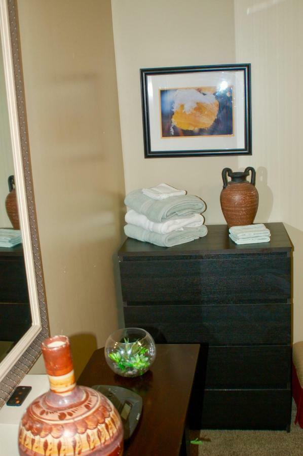 Blue Bear Den 3Br 2Ba Dtc Private Apt Hot Tub Екстериор снимка